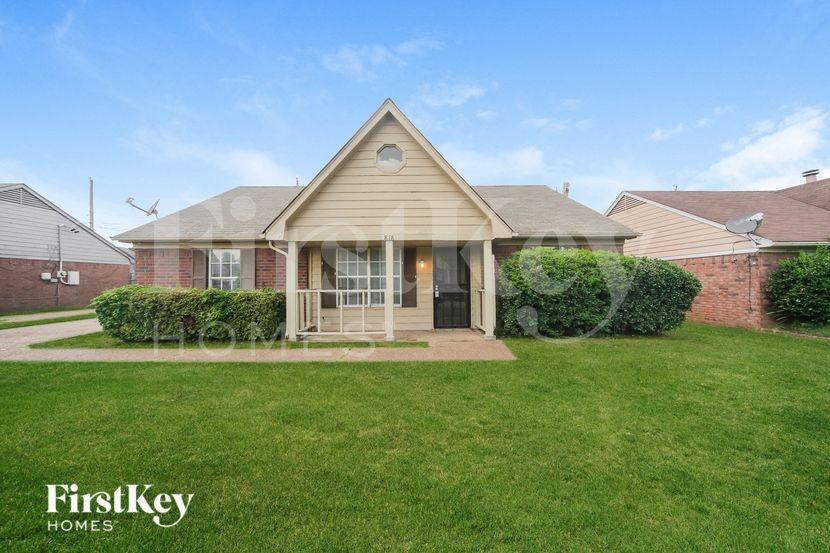 5848 Hickory Shadow Ln