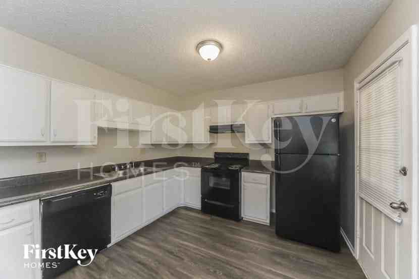 5848 Hickory Shadow Ln - Photo 7 of 15