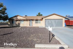 featured image of 3502 E Greenway Ln