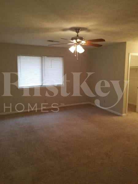 3396 Deshong Dr - Photo 6 of 16