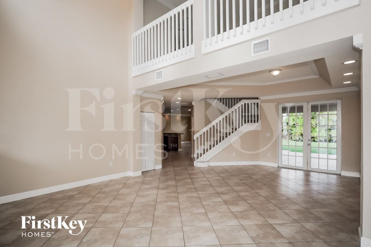 32152 Swcourt - Photo 3 of 15