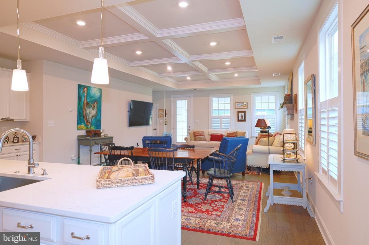 33173 Ponte Vecchio Plz - Photo 6 of 19