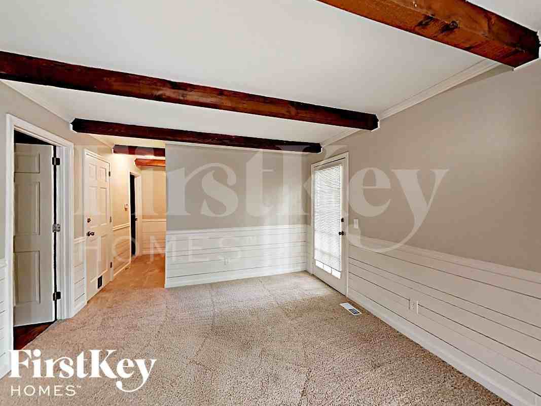 2765 Rock Creek Dr Sw - Photo 3 of 18