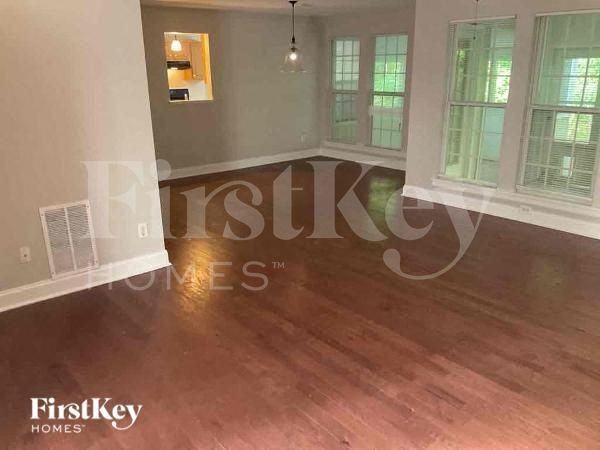 2522 Halcyon Way - Photo 2 of 10