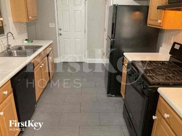 2522 Halcyon Way - Photo 5 of 10