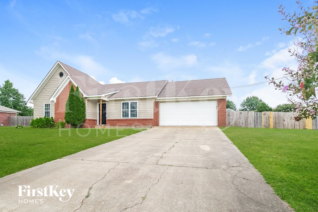 234 Oxford Dr - Photo 3 of 16