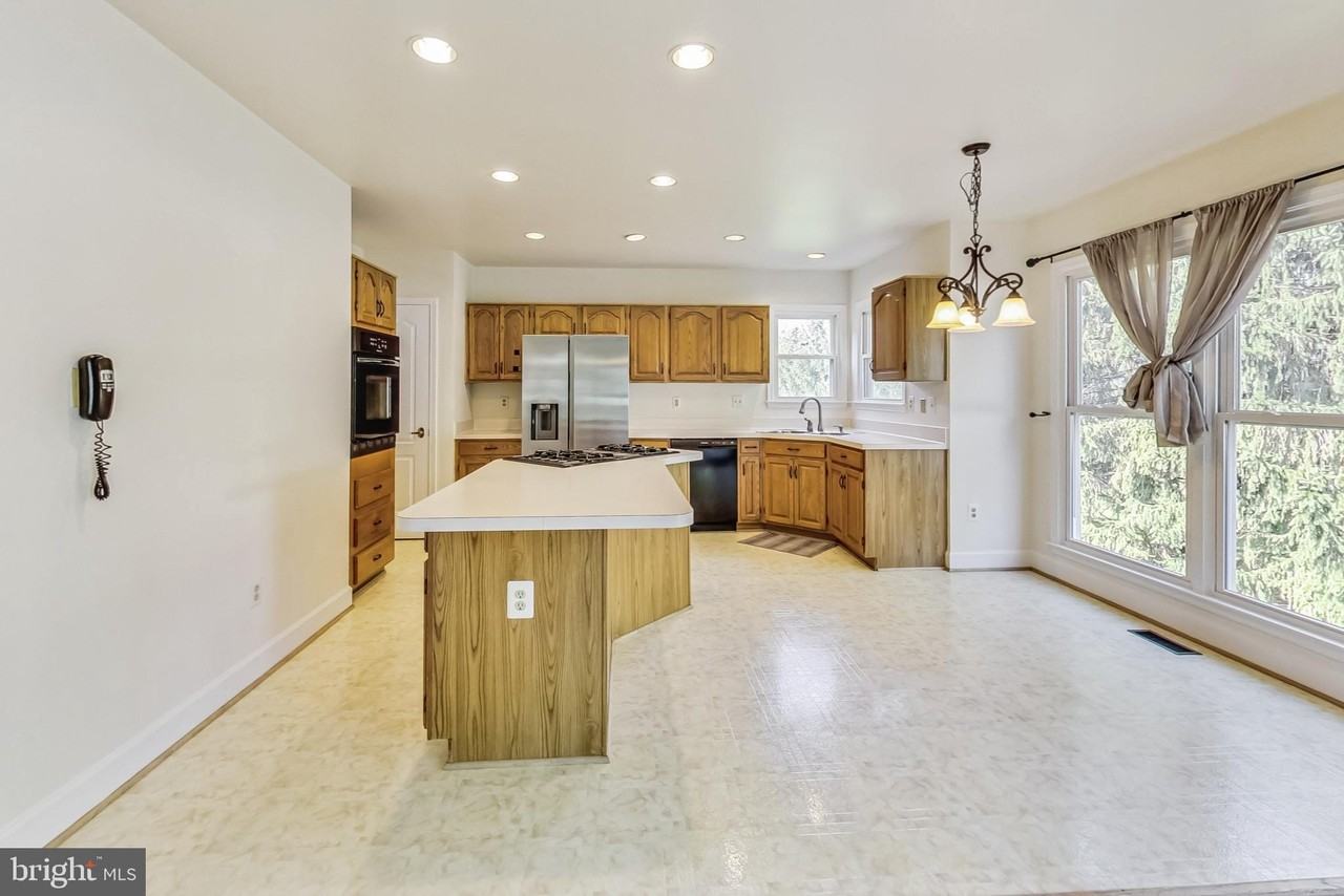 6104 Cool Spring Ter S - Photo 3 of 50