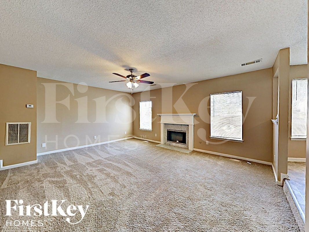 164 Penny Ln - Photo 2 of 16