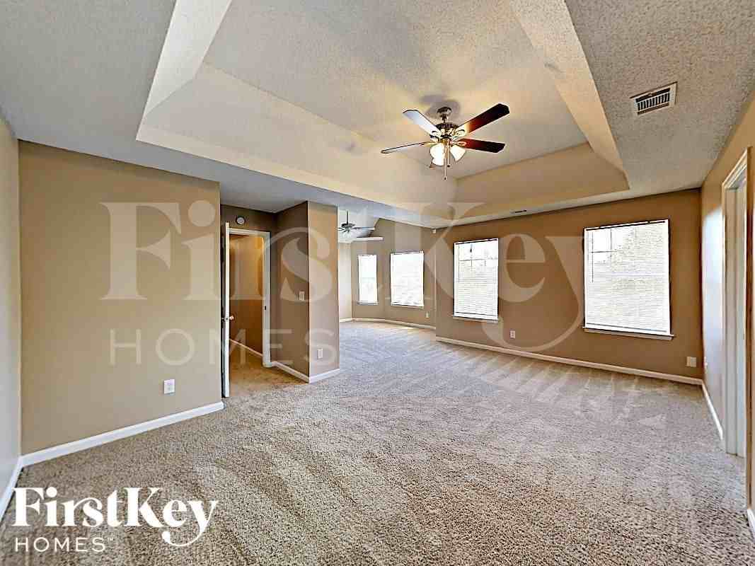 164 Penny Ln - Photo 7 of 16