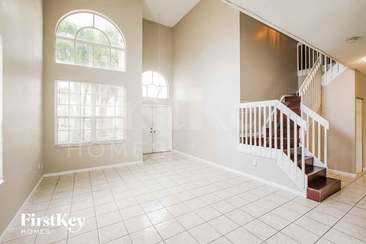 1436 Nwlane - Photo 4 of 16