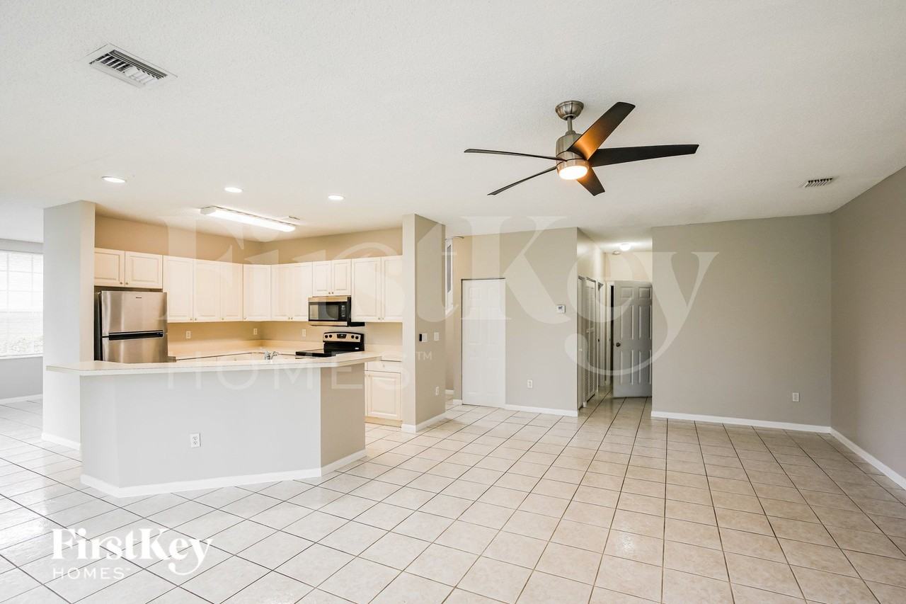 1436 Nwlane - Photo 7 of 16