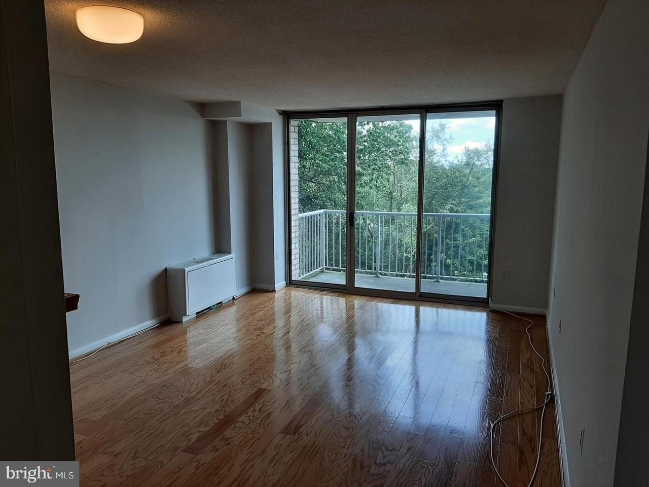 2500 N Van Dorn St Apt 419 #419 - Photo 6 of 24