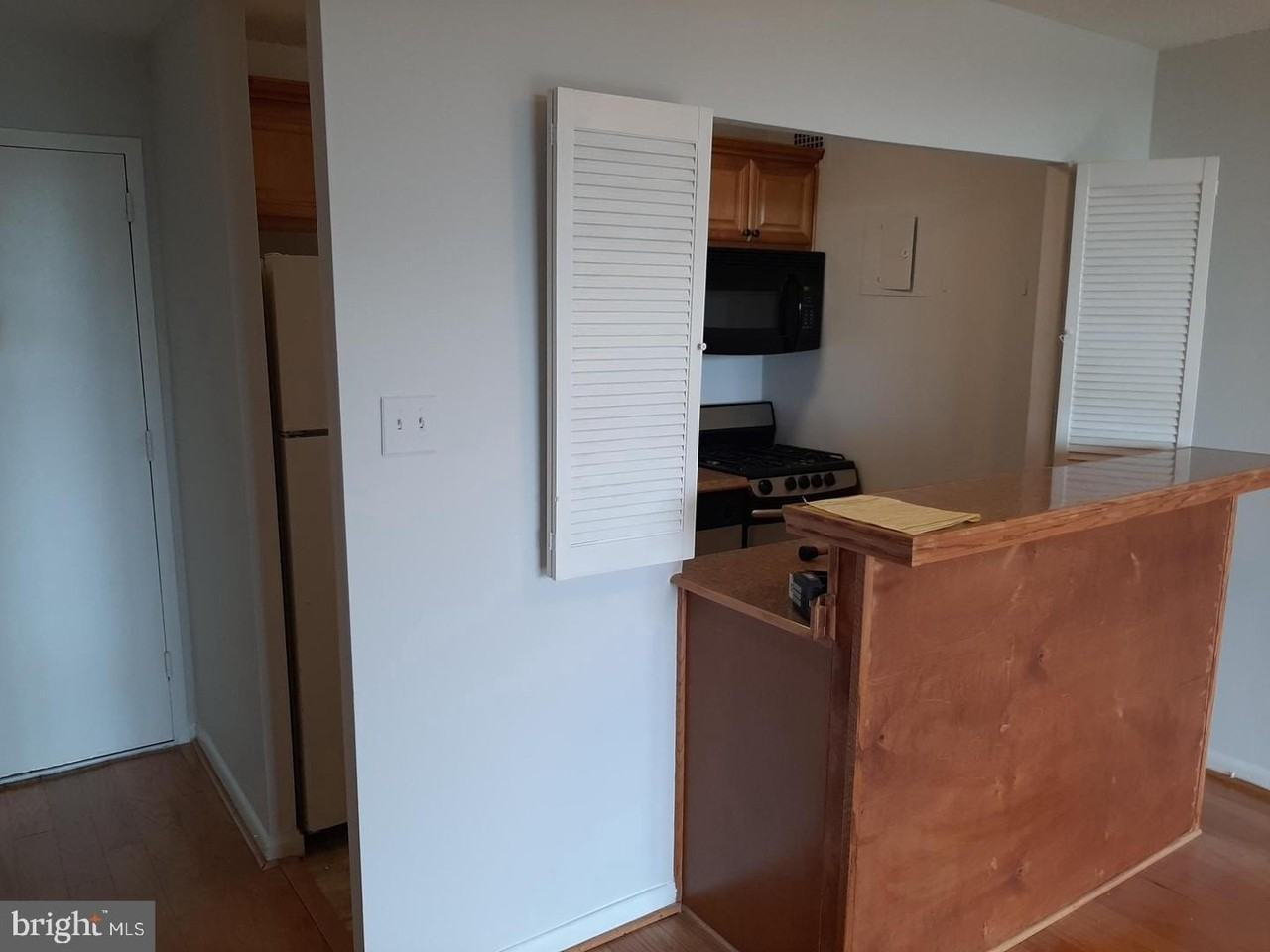 2500 N Van Dorn St Apt 419 #419 - Photo 7 of 24