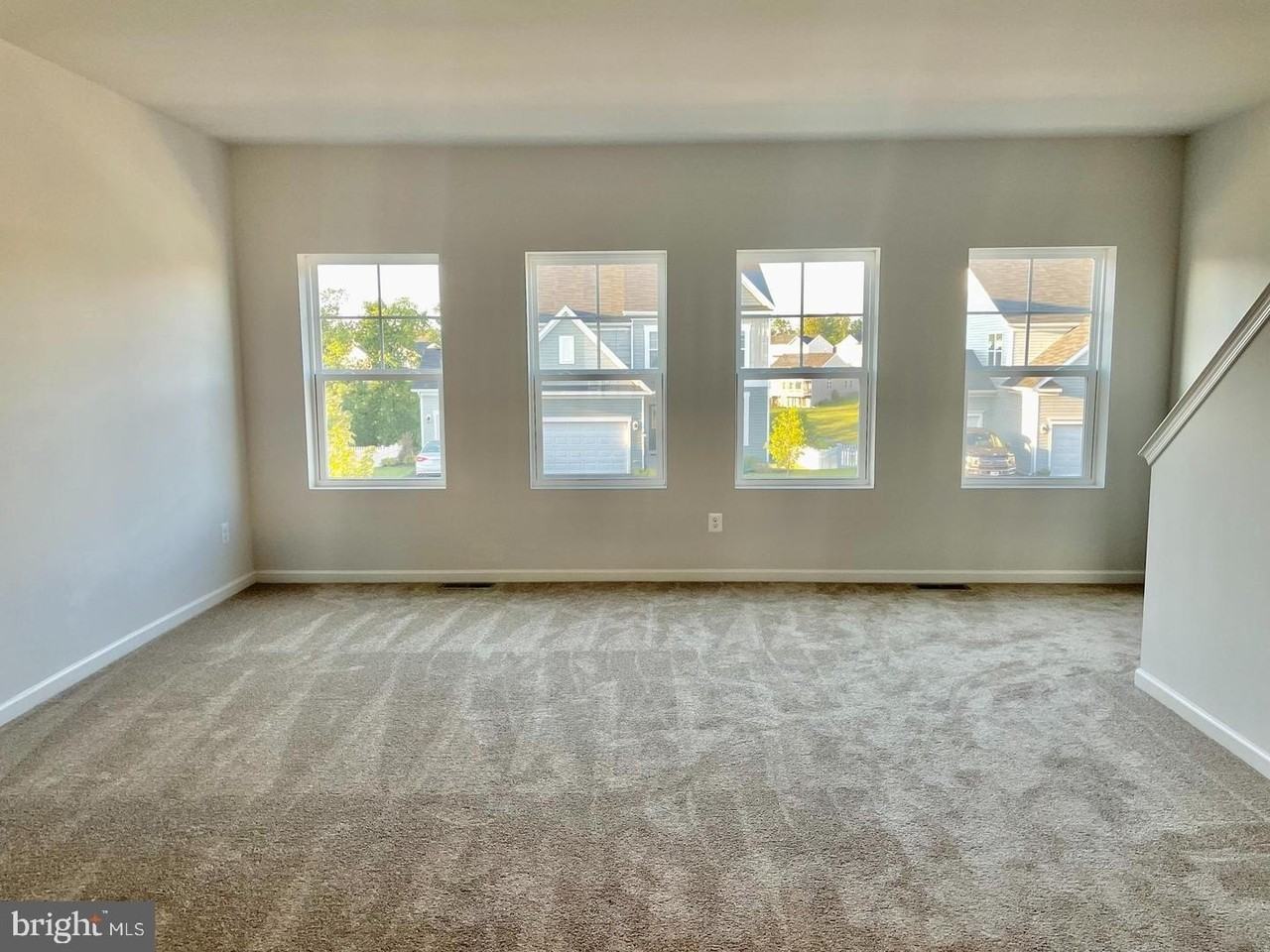 306 Starry Way Dr - Photo 2 of 9