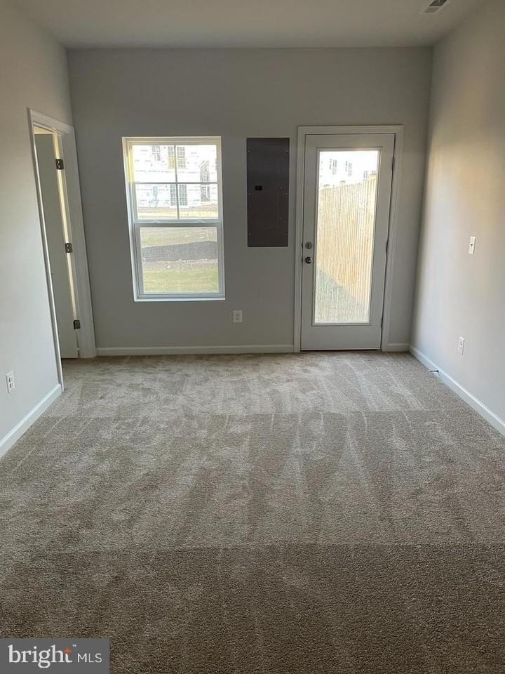 306 Starry Way Dr - Photo 6 of 9