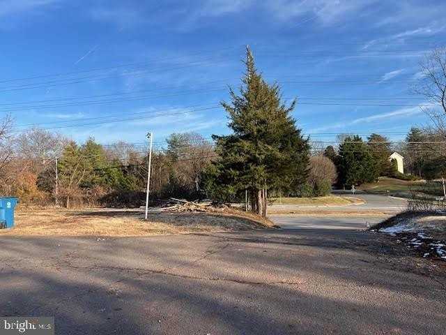 2800 Centreville Rd Unit 3 #3 - Photo 5 of 41