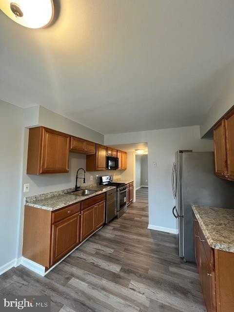 14811 Ensor Ct - Photo 4 of 34