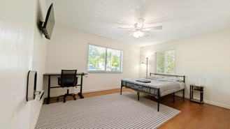 Ne 35th St - Photo 1 of 1