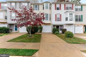 featured image of 5311 Yellow Turtle Pl