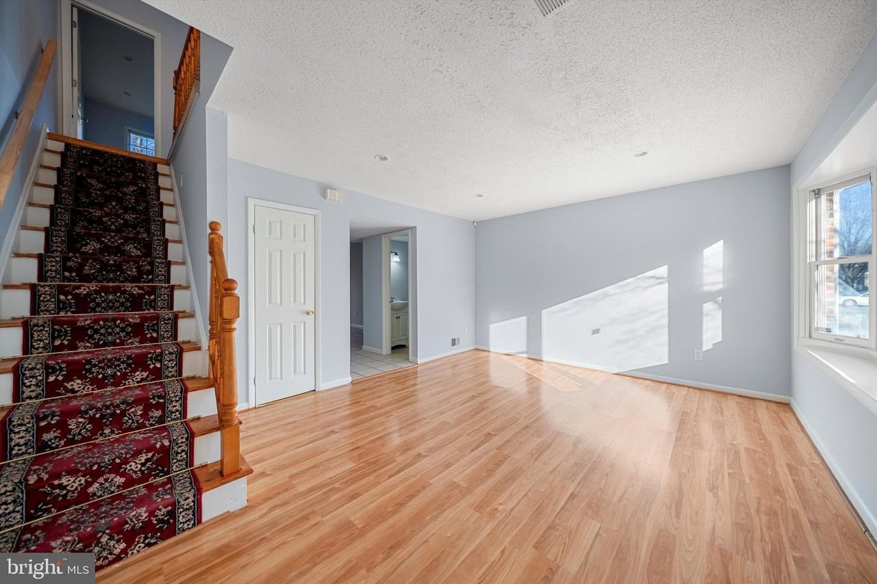 14653 Endsley Turn - Photo 3 of 20