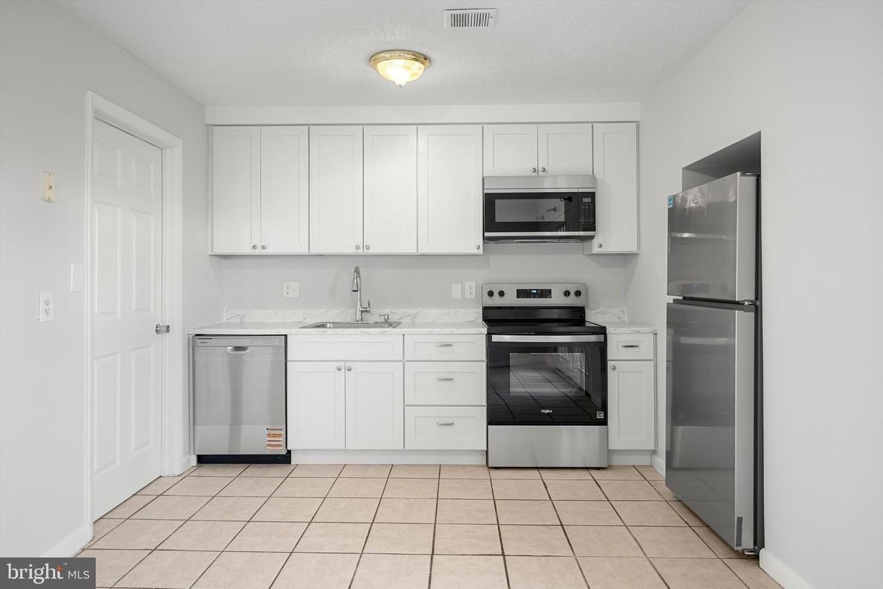 14653 Endsley Turn - Photo 7 of 20