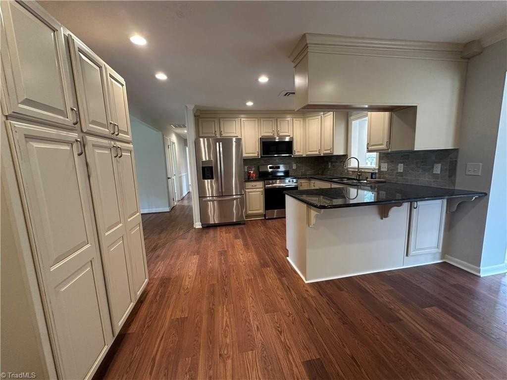 5100 Murray Rd - Photo 5 of 19