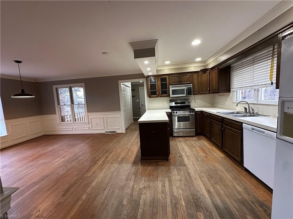 210 Rhynehardt Rd - Photo 7 of 29