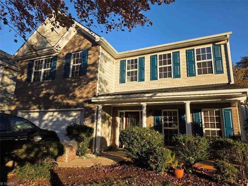 3821 Tonsley Pl - Photo 2 of 23