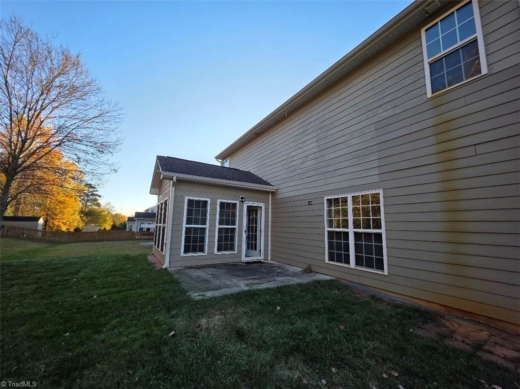 3821 Tonsley Pl - Photo 6 of 23