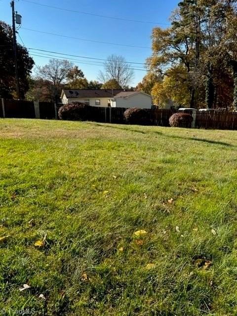 4020 Menfreya Ct - Photo 5 of 16