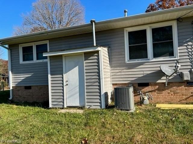 4020 Menfreya Ct - Photo 6 of 16