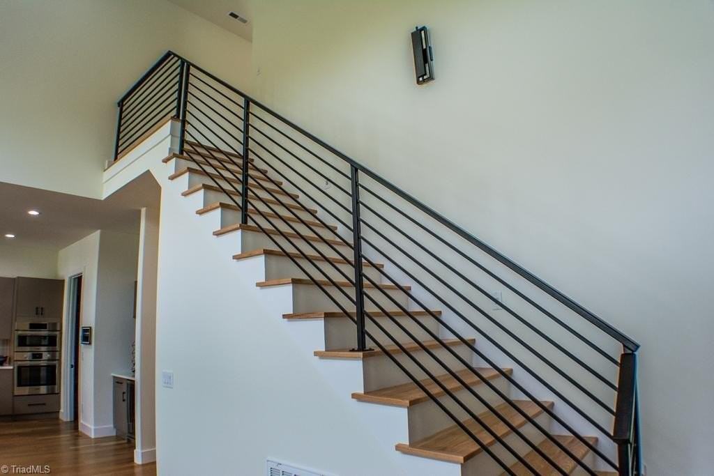 917 Passion Ct - Photo 4 of 23