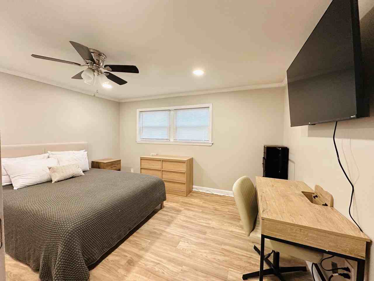 Arrowwood Dr - Photo 7 of 14