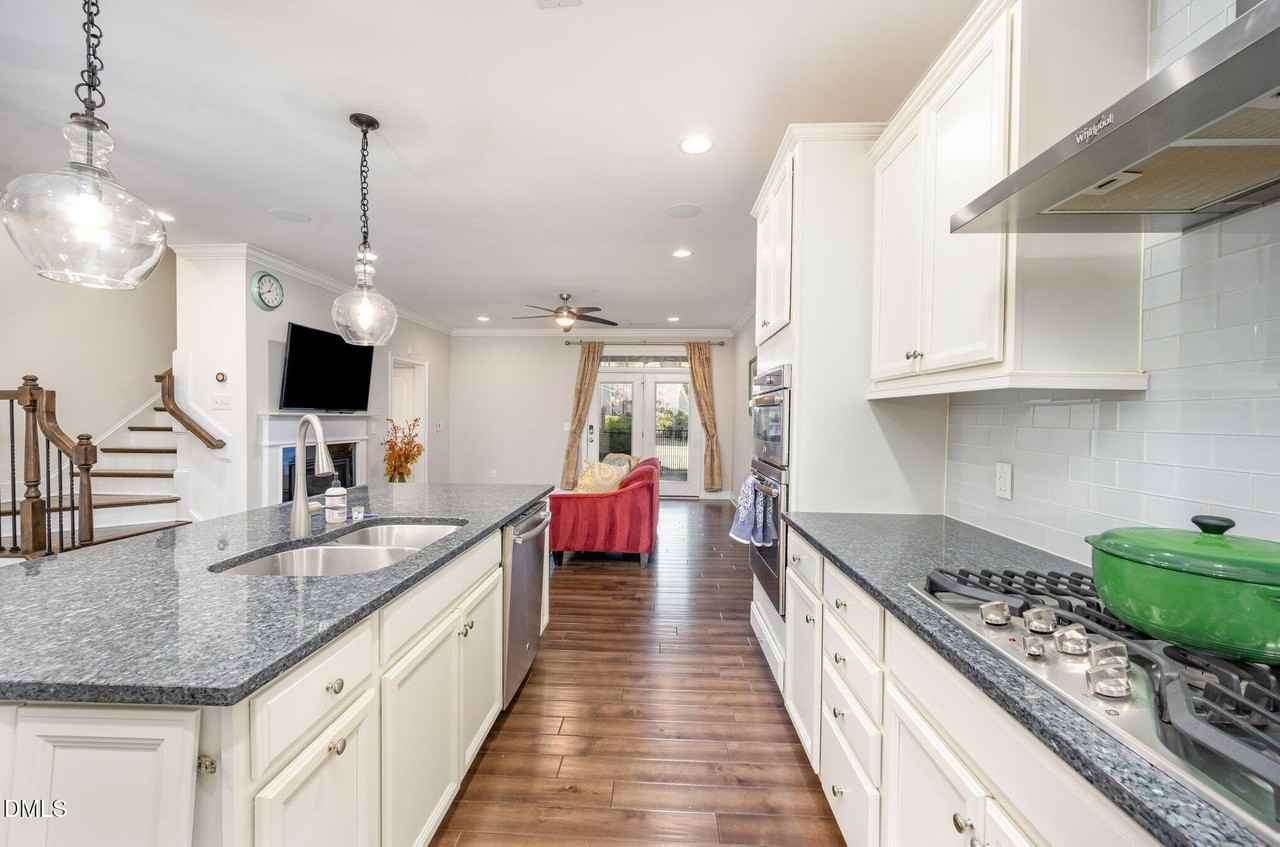 708 Fallon Grove Way - Photo 5 of 26