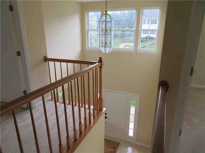 204 Quail Ct - Photo 2 of 18