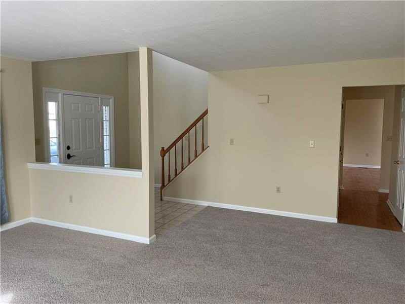 204 Quail Ct - Photo 3 of 18