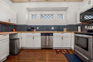 featured image of Flora Ave