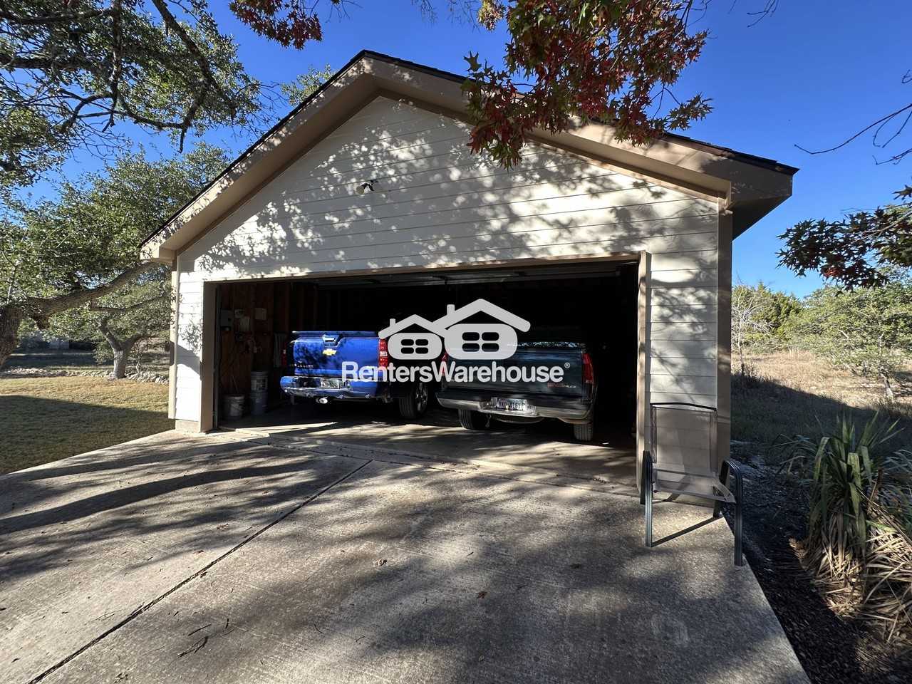 900 Wayside Dr - Photo 6 of 43