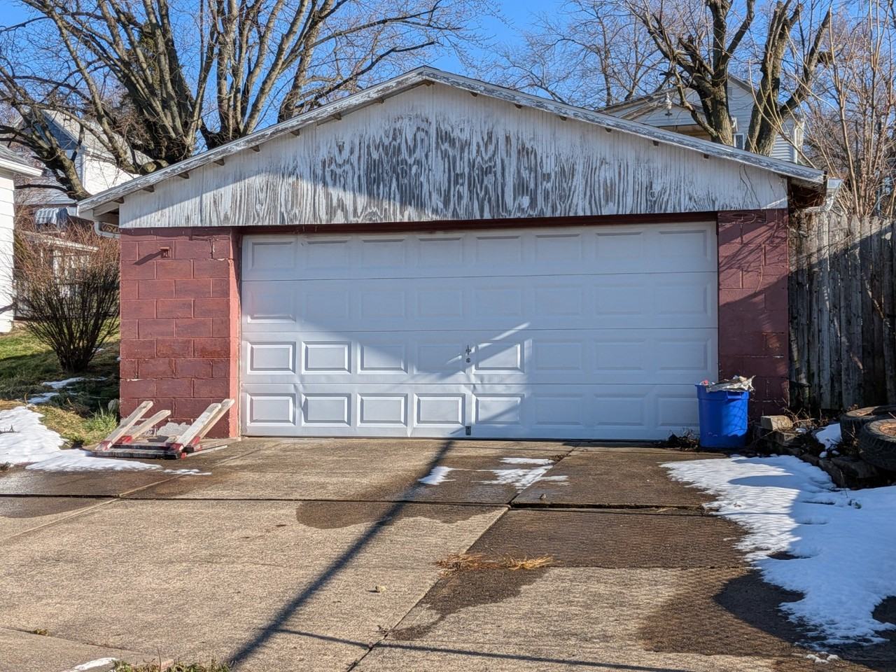 330 Shady Ave - Photo 2 of 10