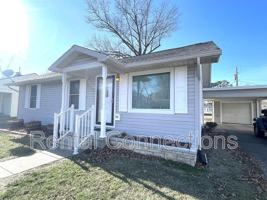 featured image of 604 S Carbon St