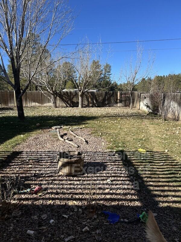 81 Seneca Dr - Photo 7 of 7