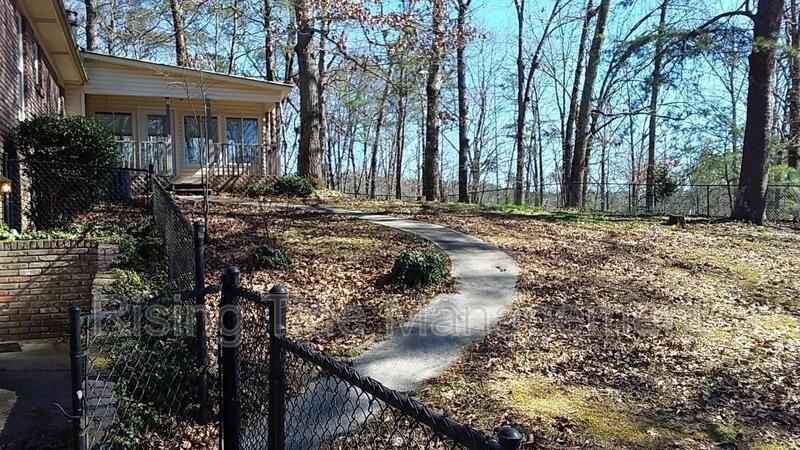 3211 Churchview Way - Photo 3 of 29