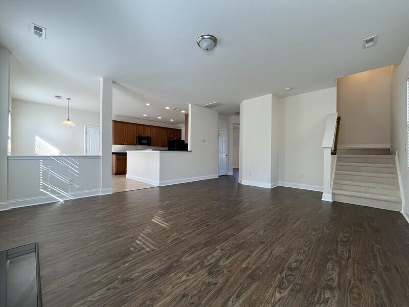 11907 Carolina Blossom Ln - Photo 2 of 25