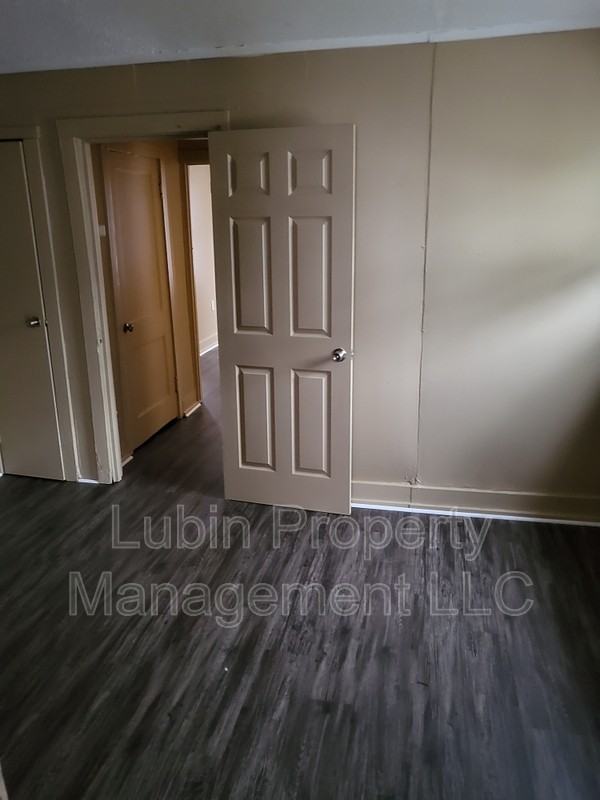 1527 Cella St - Photo 6 of 9