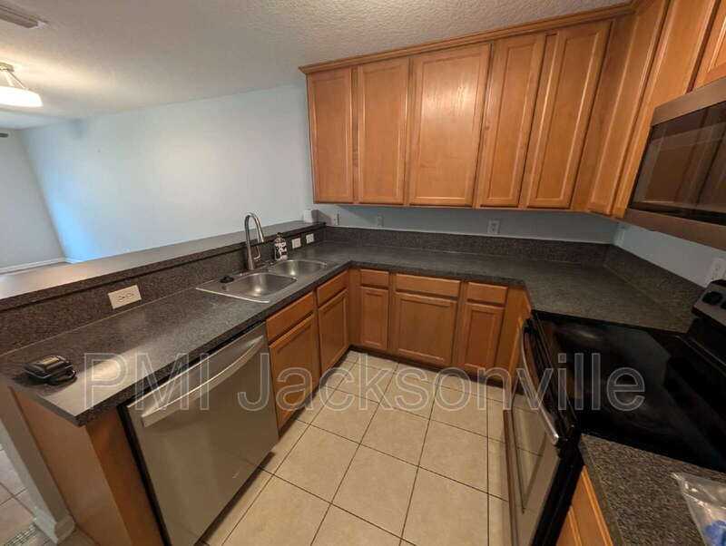 1048 N Black Cherry Dr - Photo 3 of 25