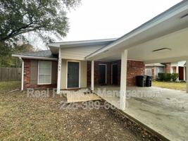 featured image of 1345 Harwich Dr