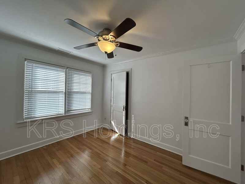 35 Westover Rd - Photo 4 of 14