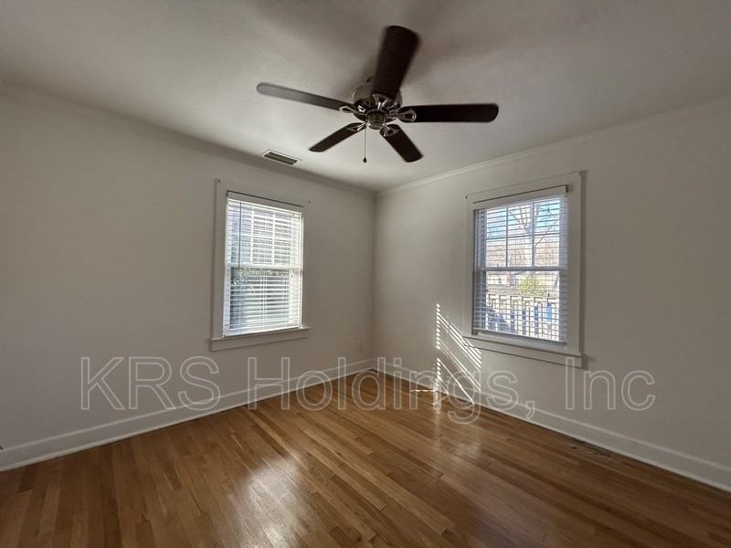 35 Westover Rd - Photo 5 of 14