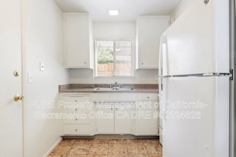 1201 Rodeo Way - Photo 7 of 22