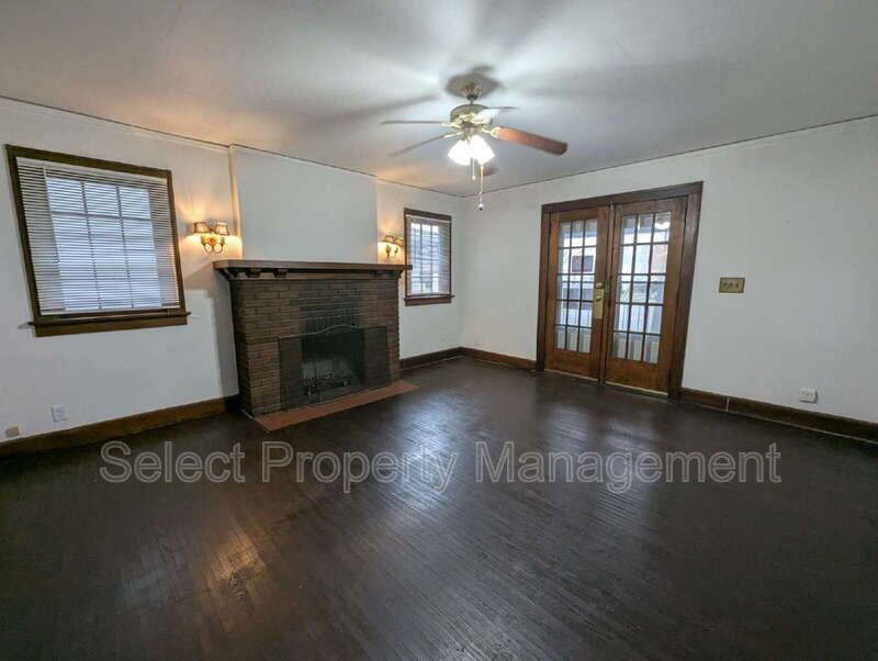 4111 S Calhoun St - Photo 4 of 21